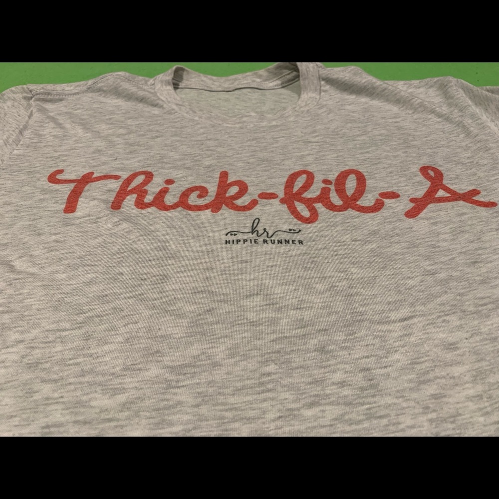 Hippie Runner Gray Tee Shirt Thick-fil-A Cropped Top Tee T-Shirt Size:M